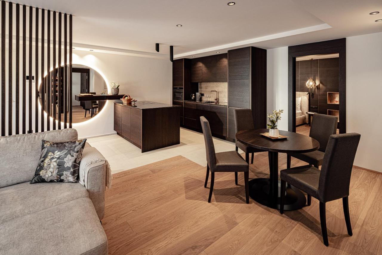 Schenna Chalet - Apt Stefan エクステリア 写真